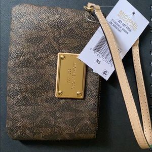 Michael Kors Wristlet